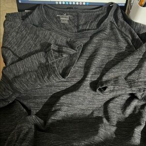 American Eagle Outfitters Men's Black Shirt